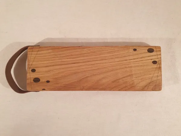 Bois : Chêne | Motif : Géométrie