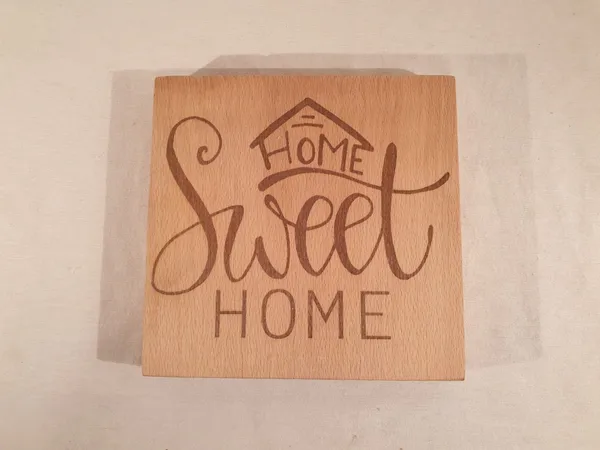 Bois : Hêtre | Motif : Home