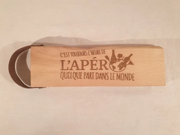 Bois : Hêtre | Motif : Monde