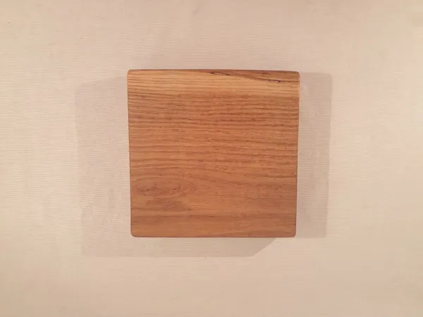 Dessous de plat dessus